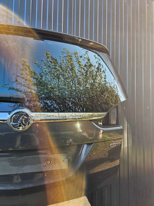 Klapa Tył Opel Zafira C Kod Lakieru Z190