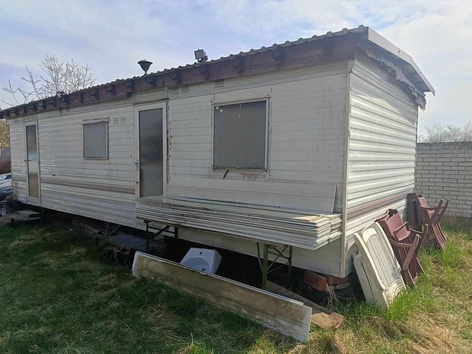 Przyczepa campingowa, działkowa.