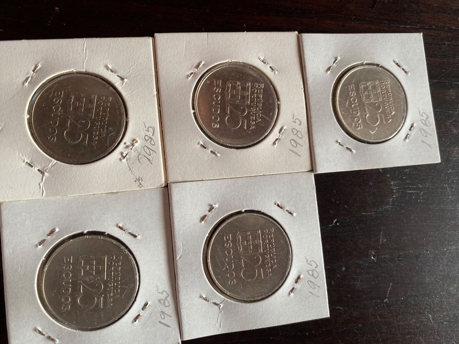 Moedas antigas - escudos e centavos | Moedas Comemorativas