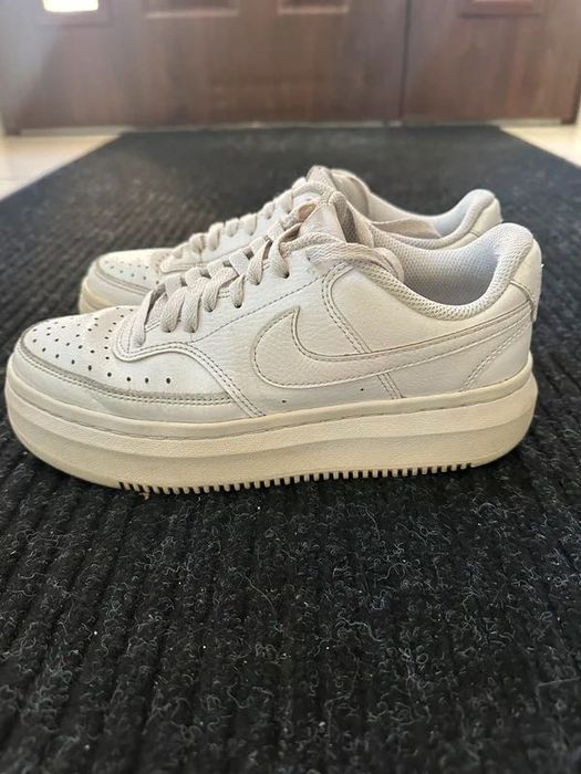 Sneakersy Nike Court Vision Alta