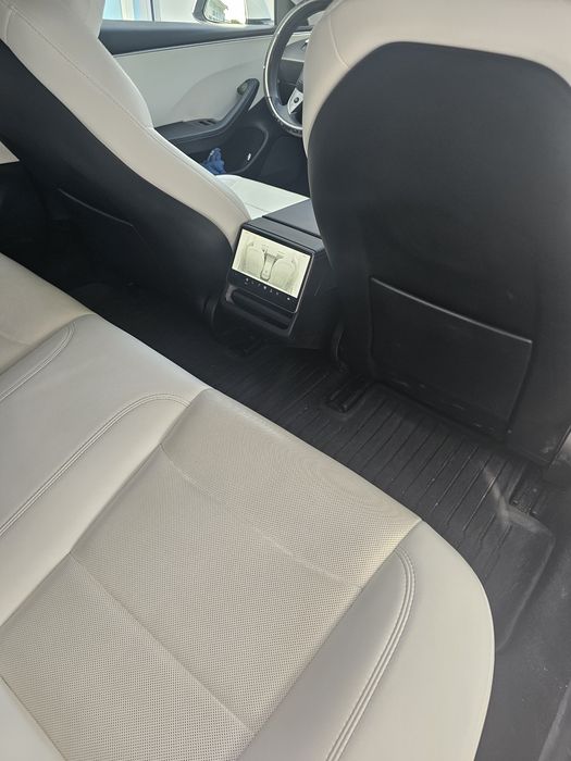 Tesla Model 3 Long Range Premium RWD