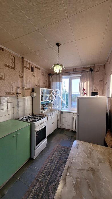 Продаж 3-кімнатної квартири по вул. Космонавтів