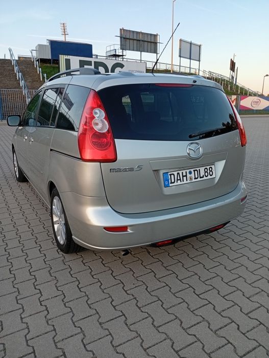 Mazda 5