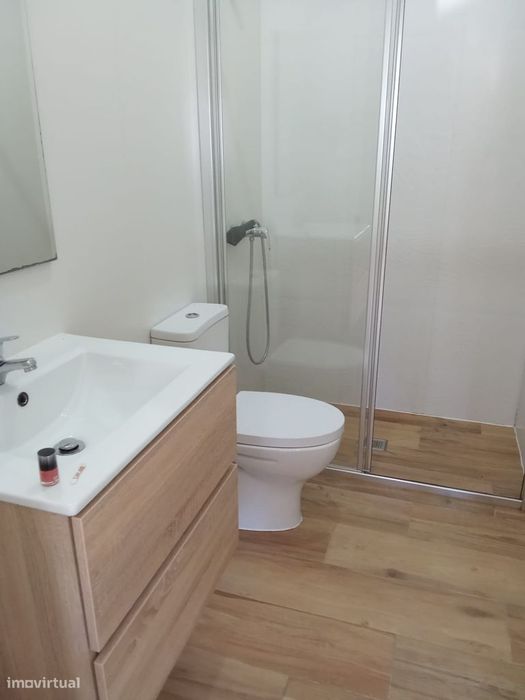 Arrendo apartamento t2 totalmente renovado