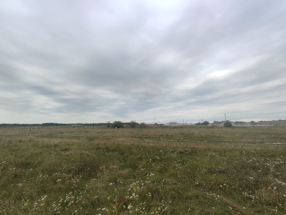 Продаж земельної ділянки під житлову забудову