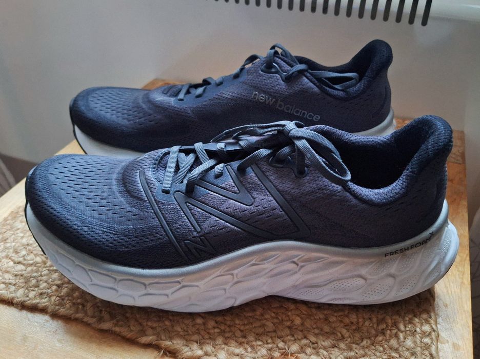 New Balance Fresh Foam X v4  (r. 47), buty do biegania,  maksymalna amortyzacja