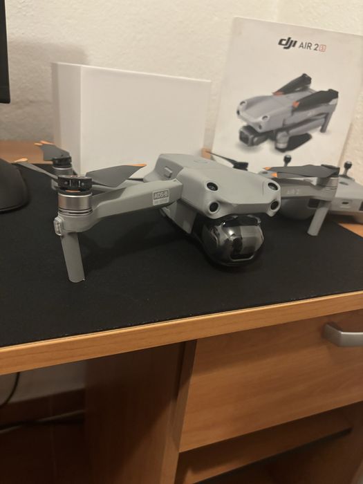 Drone dji air2S