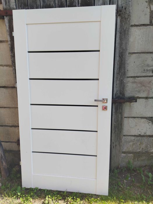 Drzwi wewnętrzne z ościeżnicą ERKADO 110 cm
