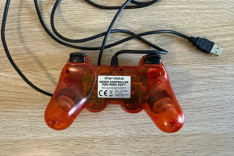 Comando Com Fio Genérico PlayStation 3 (PS3)
