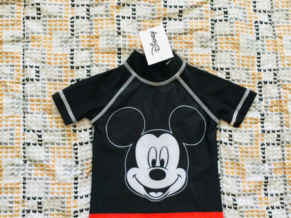 Якісний сонцезахисний костюм від Disney на 12 міс., 80 зр. захист 50+