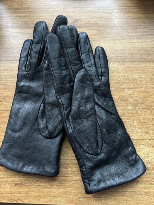 Czarne skórzane rękaiwczki damskie