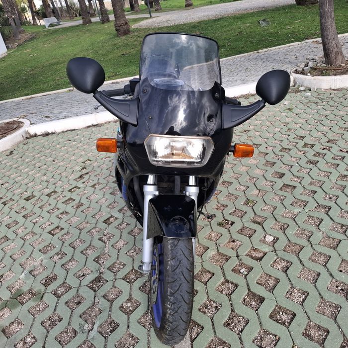 Suzuki gsxf 600 nacional