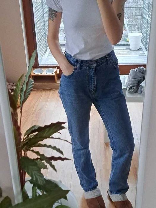 Jeansy z prostą nogawką S