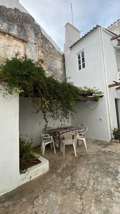 Moradia T5 Mobilada com Terraço e Pátio – Ideal para Equipas | Santiago do Cacém