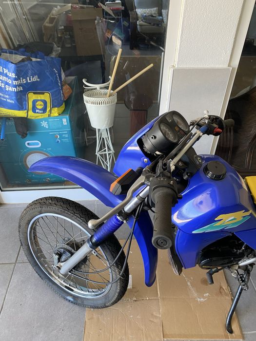 Suzuki ts 50 mota foi parada a trabakhar