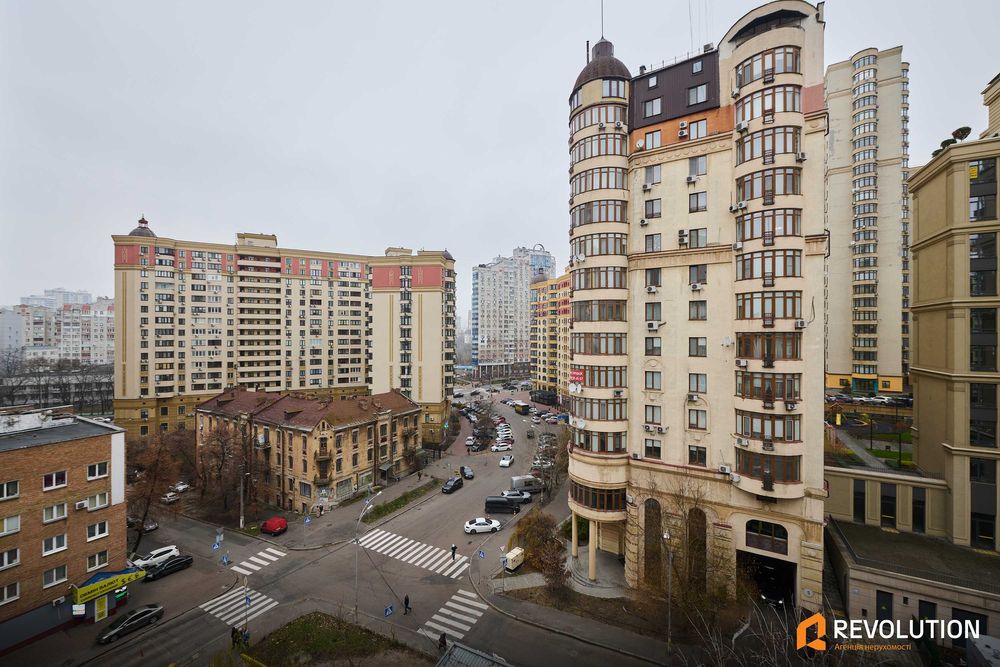 БЕЗ% 3 кім., квартира. Шевченкіський р-н, вул. Золотоустівська 48/5