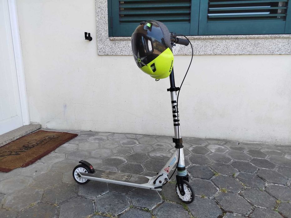 Trotinete Oxelo MID 5 + Capacete btwin 520 hero boy