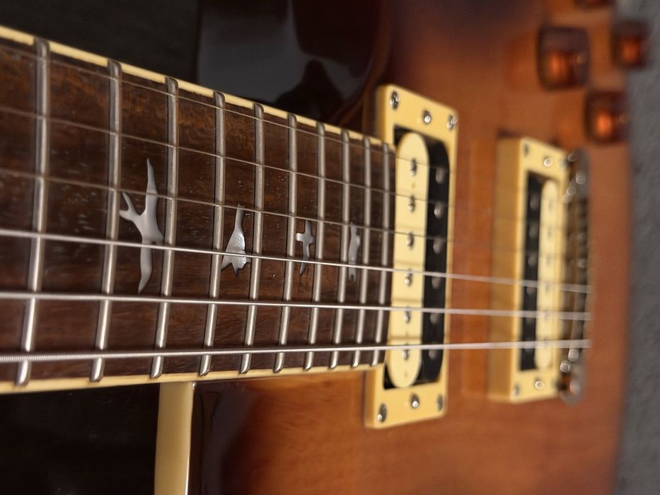 Guitarra PRS SE 245