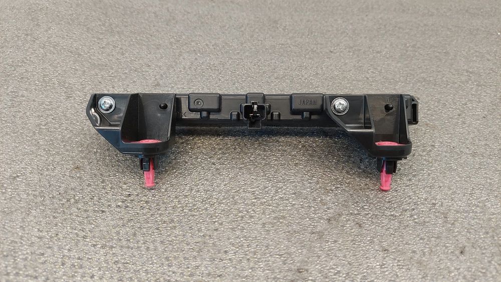 Luz stop adicional / 3º stop TOYOTA Auris Touring Sports (_E18_)
