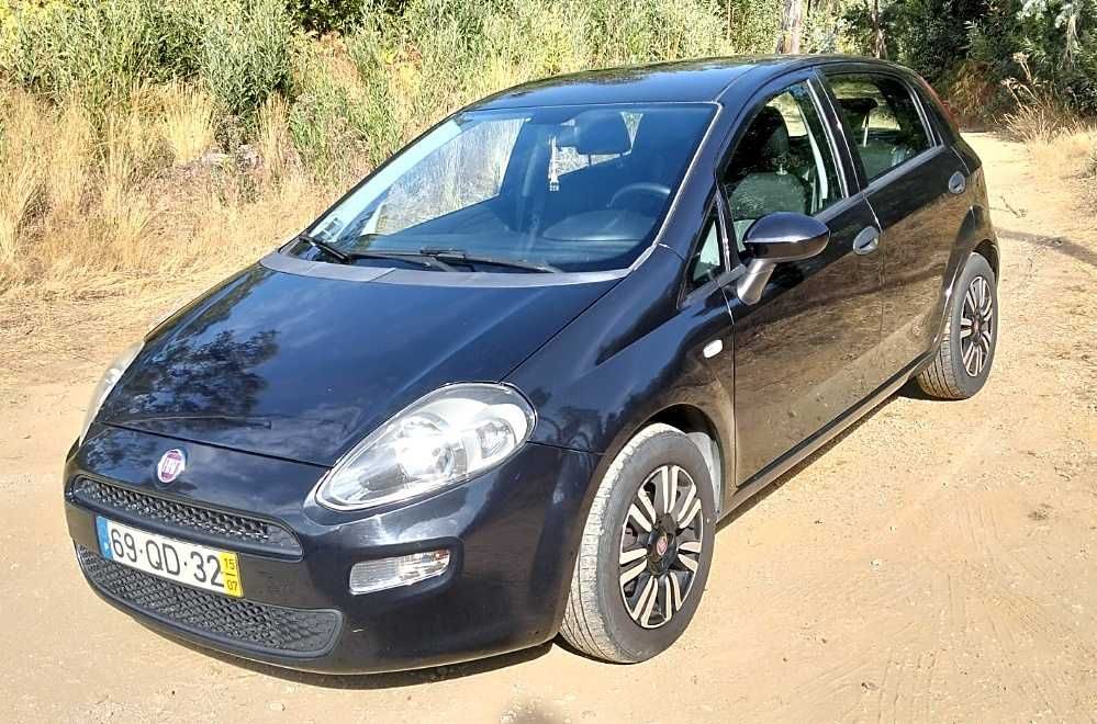 Fiat Punto 1.3 Multijet Diesel 85 CV — 07/2015 — 201.000 km — Bom estado — 6.000 € (negociável) — photo 2