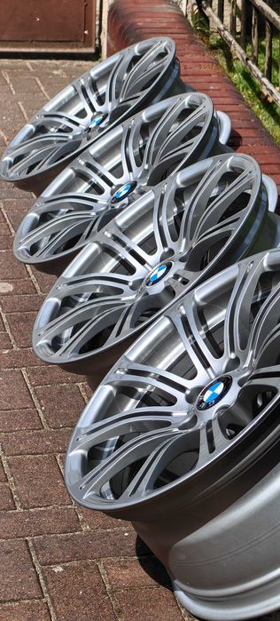 Kute felgi BMW E90 E92 E93 M3 style 220 19"