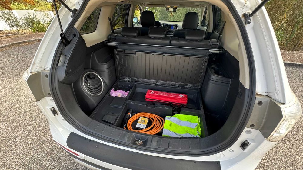 Mitsubishi Outlander PHEV Hibrido Plug-in