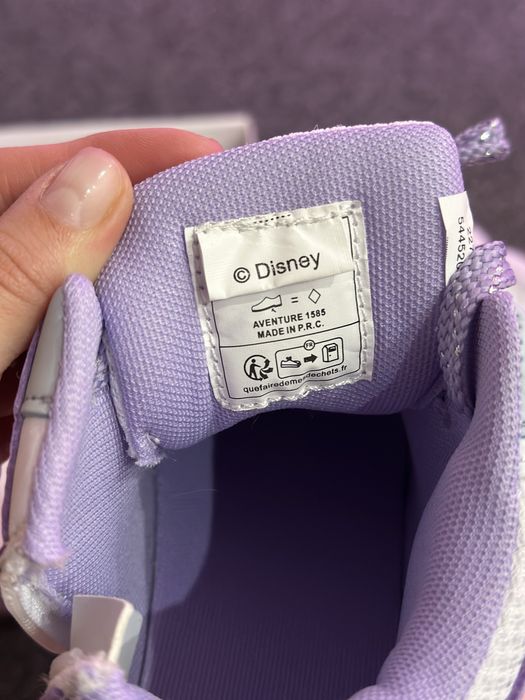 Демісезонні кросівки Стіч 32 р.