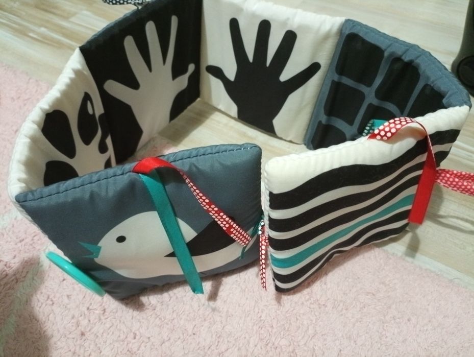 Livro em tecido para bebé