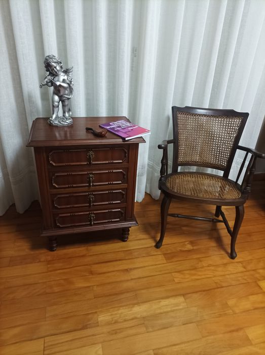 Conjunto clássico antigo restaurado