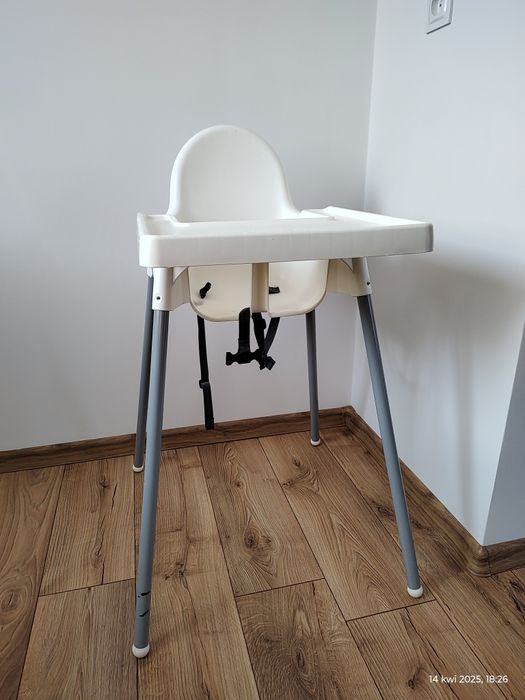 Krzesełko Ikea do karmienia ze stolikiem