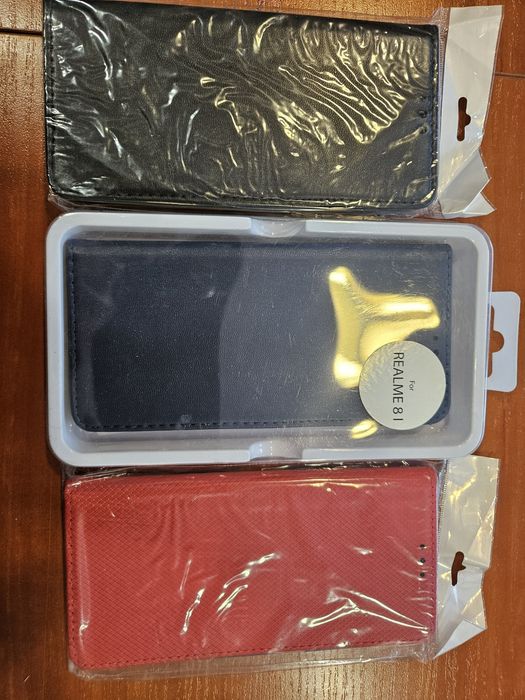 Etui zamykane pokrowiec futerał case do Realme  8i