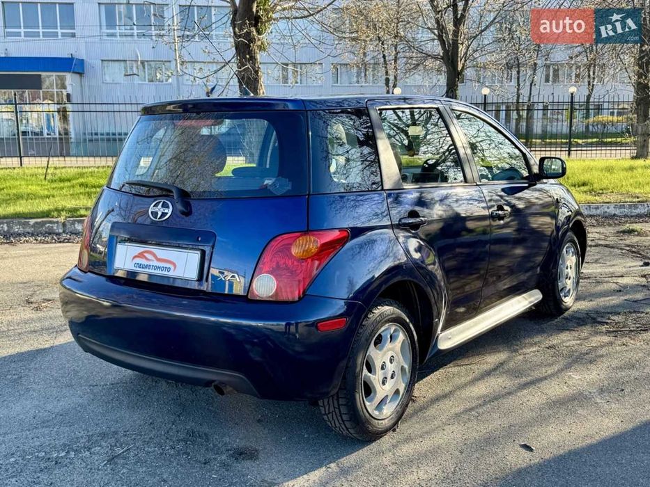 Продам Scion xA 2004