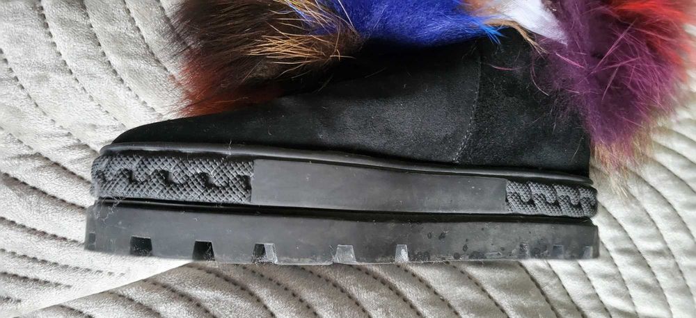 Buty futrzane botki 38
