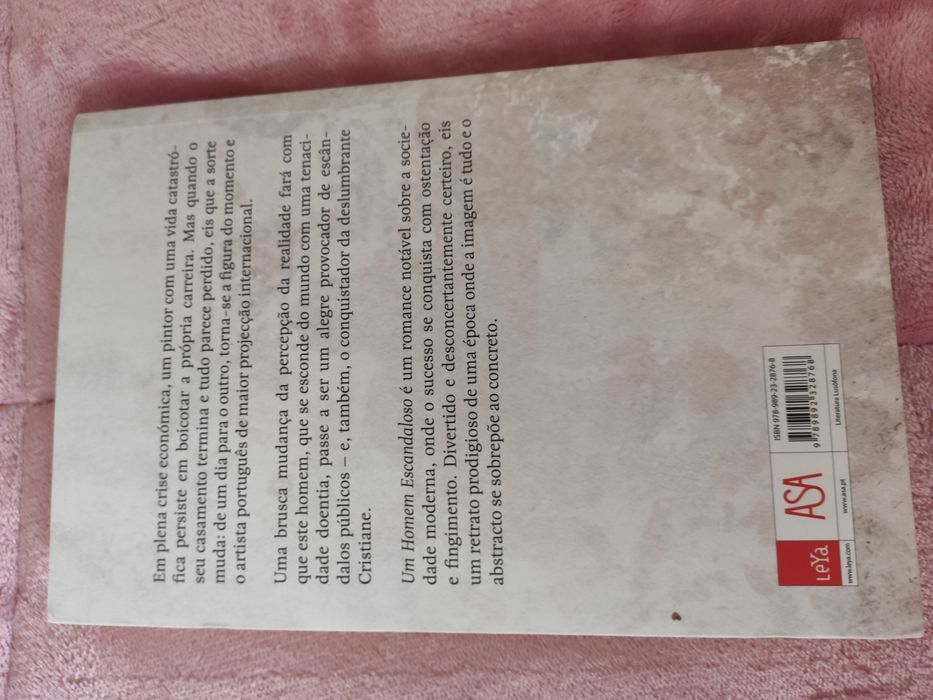 Um homem escandaloso - livro