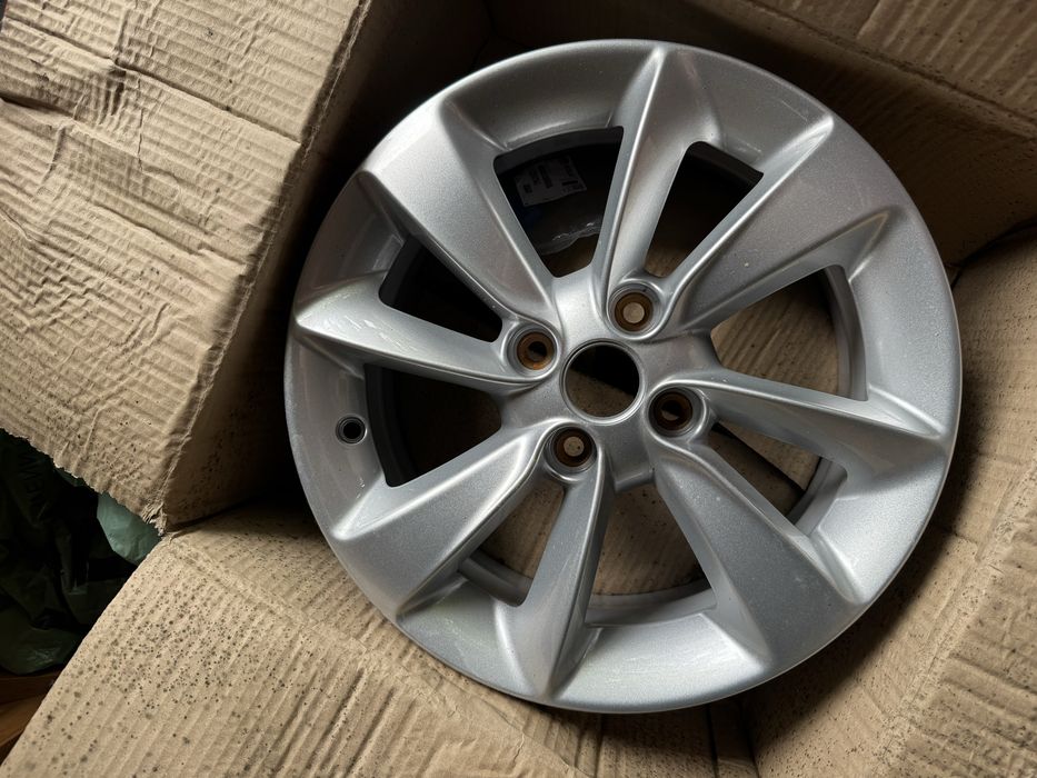 Felgi opel adam corsa 15