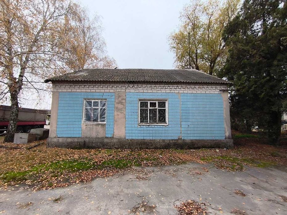 Продам  виробничу базу у м. Верхньодніпровську