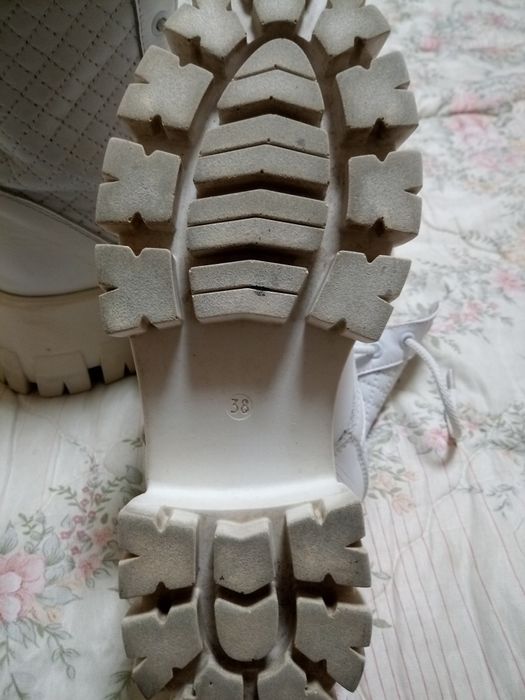 Кожаные полусапожки 38 размер