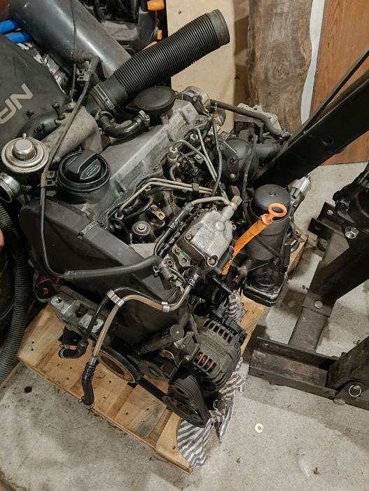 Cały na części golf 4