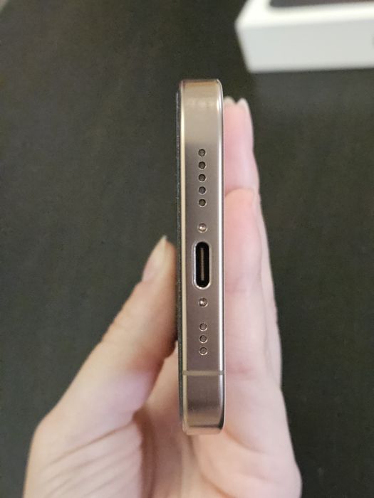 iPhone 16 Pro 256GB Dourado estimado