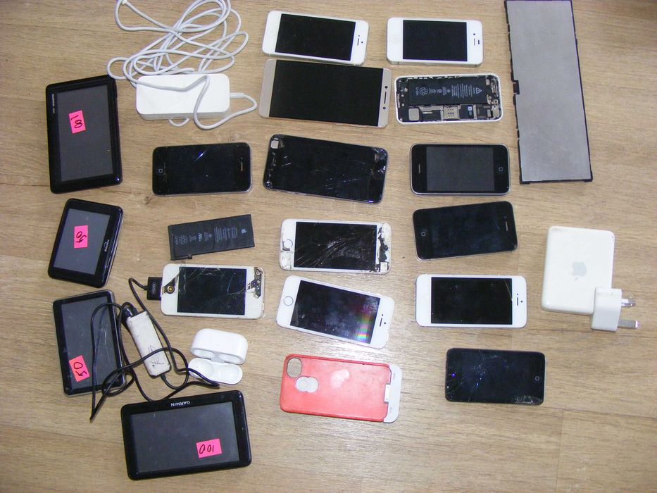 iPhone телефон мобільний