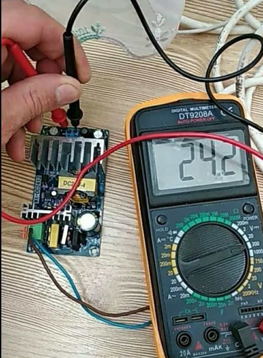 импульсный источник питания АС-DC 220-24V. Блок питания 6А. 24 вольта