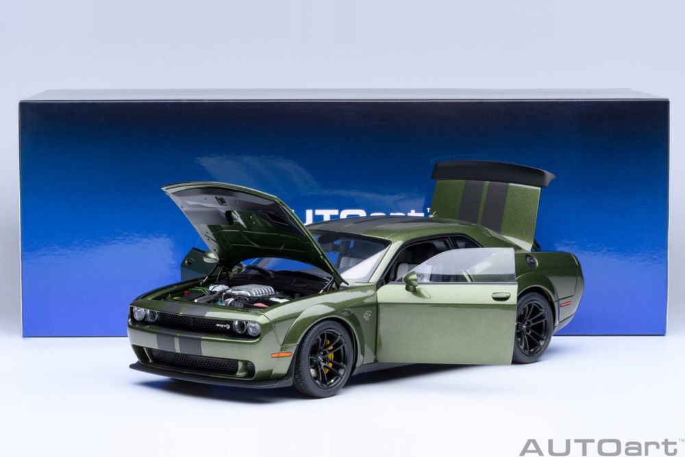 AUTOart Dodge Challenger SRT Jailbreak 2022 F8 Green 1/18