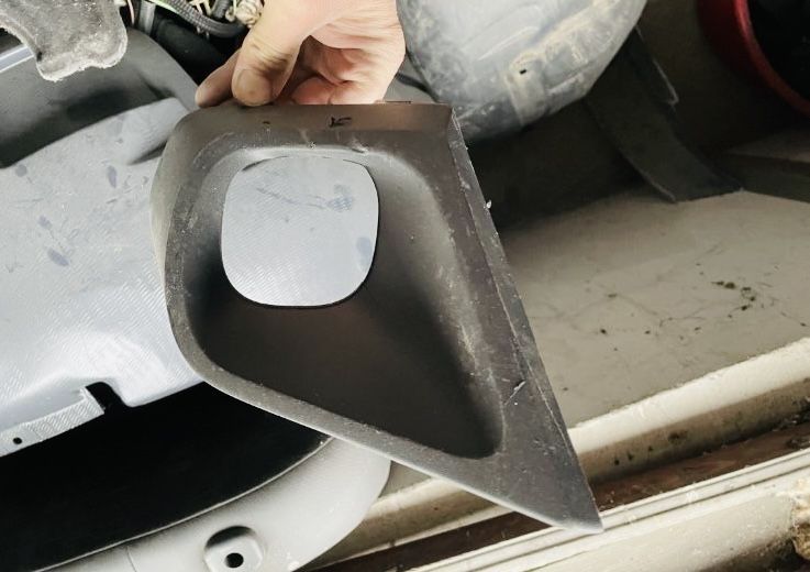 Кришка противотуманки крышка птф Renault Dacia Daster вантажівок