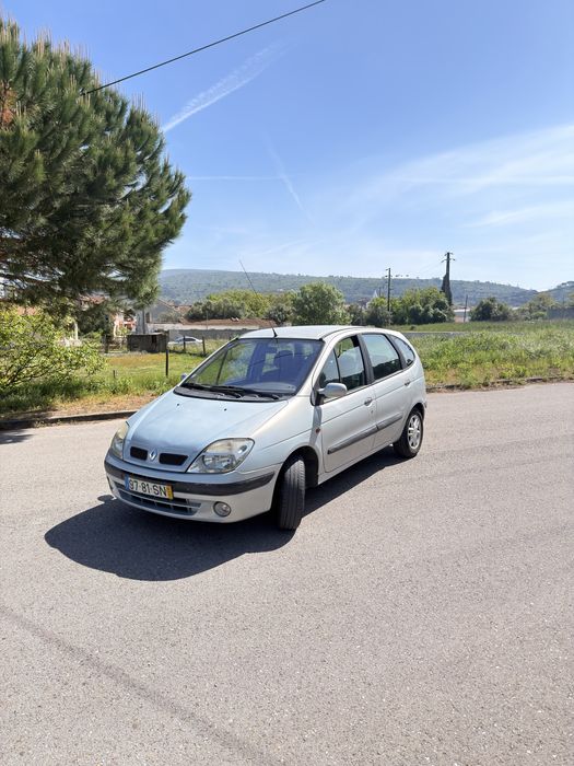 Renault Scenic (1 Dono)