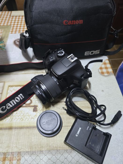 Vendo máquina fotográfica Canon 4000D