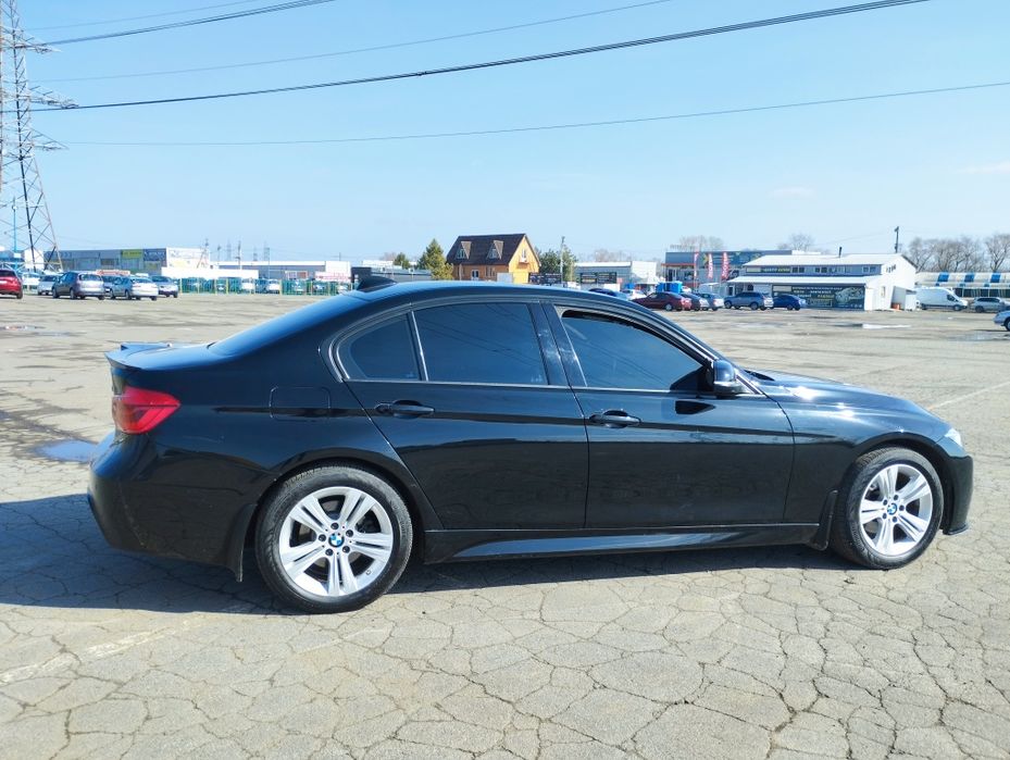 BMW 328 X-drive sport салон,  в отл состоянии
