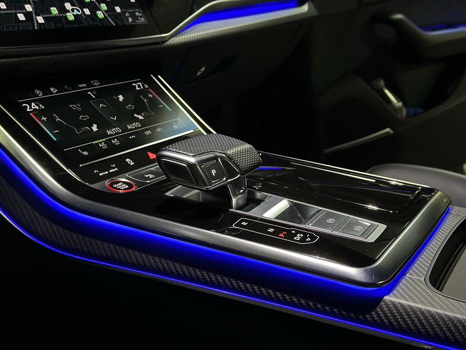 Продам Audi SQ8 2023