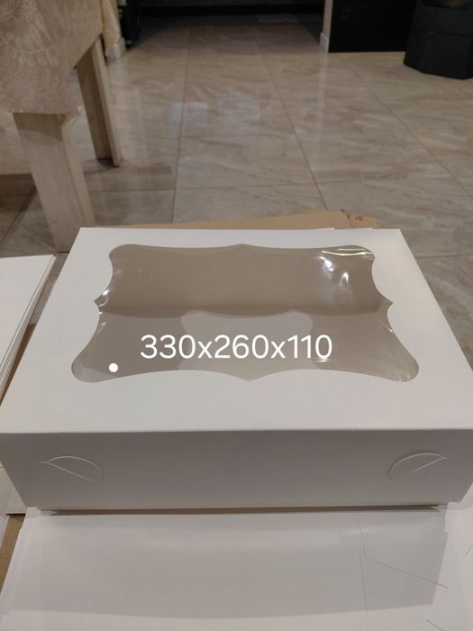 Коробки для тортів