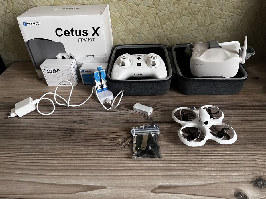 FPV дрон для навчання BetaFPV Cetus X KIT FrSky D8