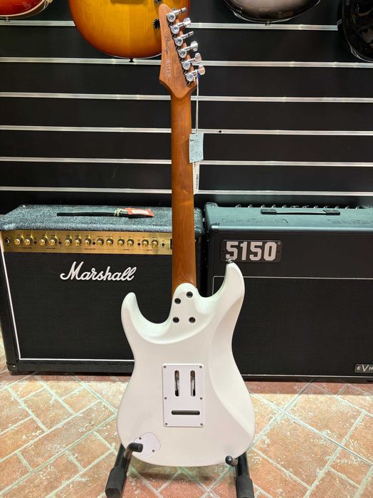 Ibanez Prestige AZ2204 PW
